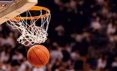 开云体育官方网站-米切尔存在感拉满，浙江队对阵黄蜂，一场个人英雄主义与团队博弈的经典之战