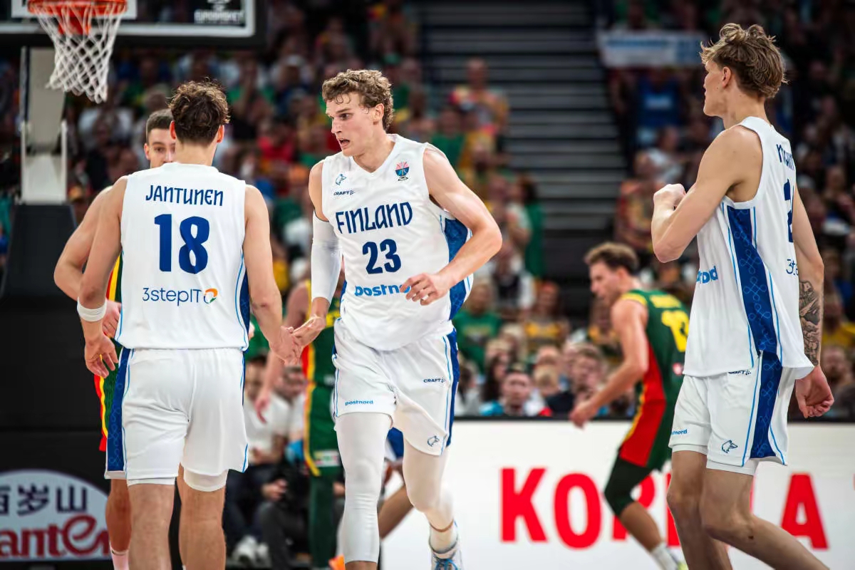 立陶宛男篮绝杀日本男篮,莫兰特一己之力扛起全队 立陶宛男篮绝杀日本男篮,莫兰特一己之力扛起全队