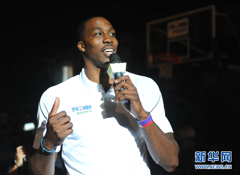 关于NBA篮球明星为慈善机构筹款助力的信息