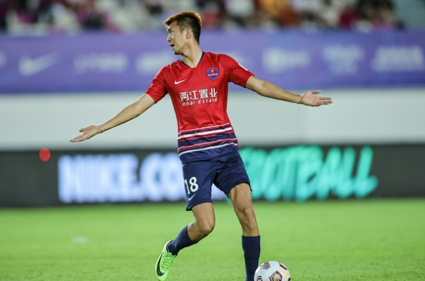 卢戈击败对手，保级形势越发乐观