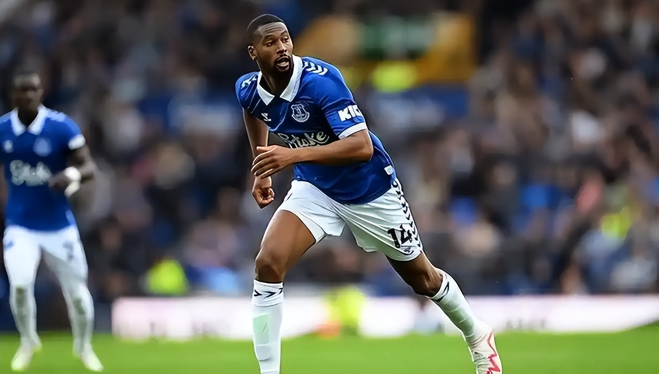 埃弗顿主场不敌强敌,遭遇困境的简单介绍 埃弗顿主场不敌强敌,遭遇困境的简单介绍