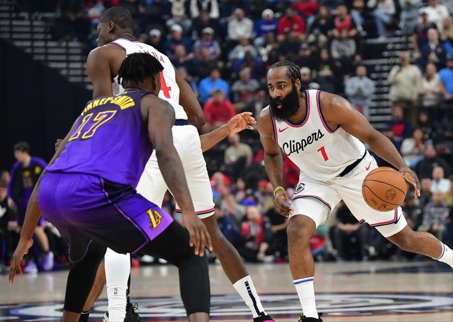 快船队全明星球员输出稳定团结一致取胜的简单介绍 快船队全明星球员输出稳定团结一致取胜的简单介绍