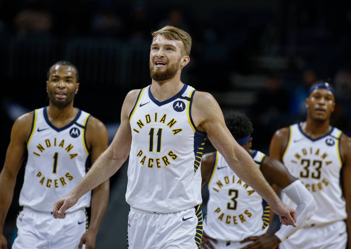 关于美职篮球员展现顶级篮球技术的信息