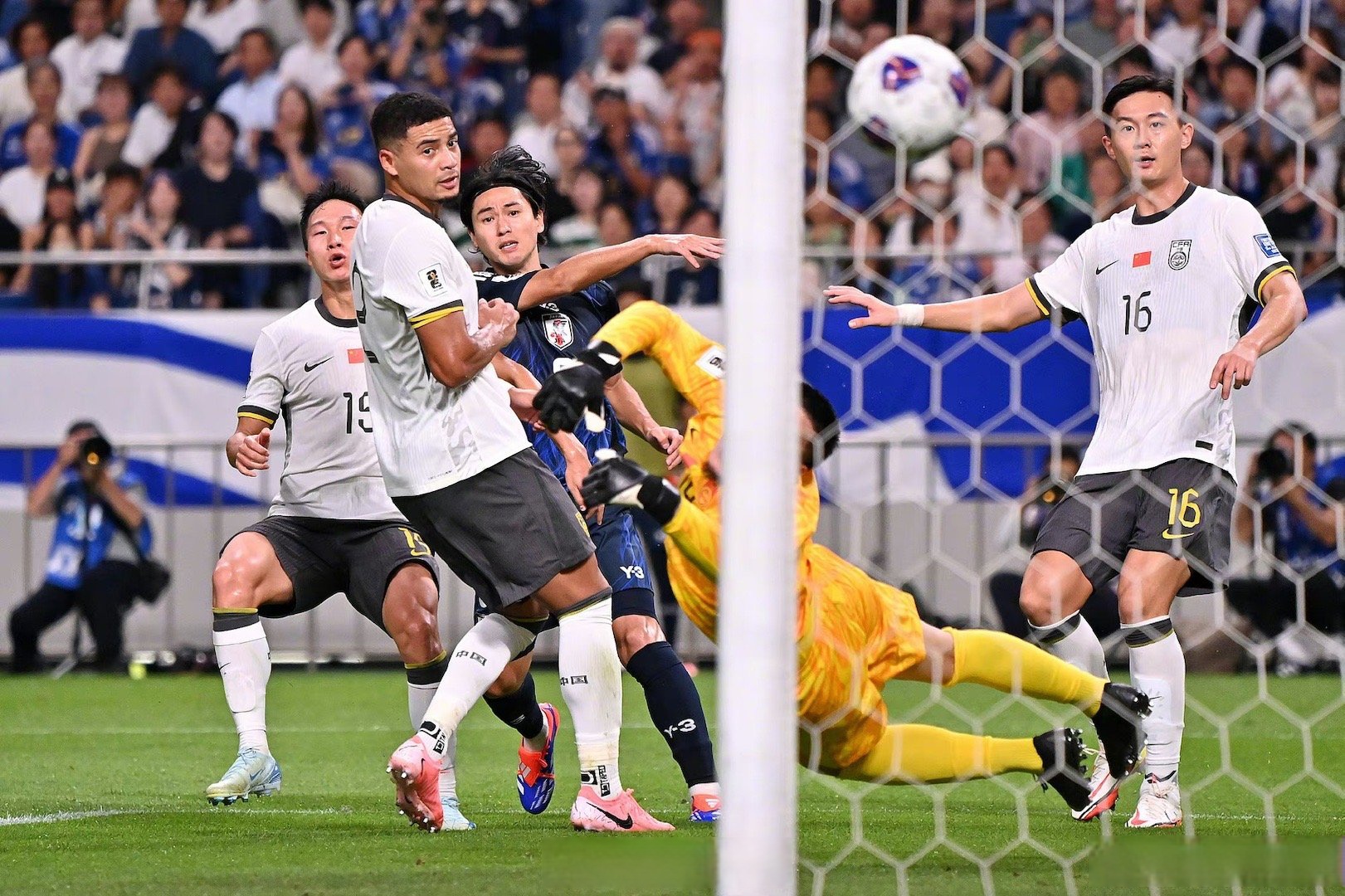 中国队鏖战日本队,波尔带队取胜的简单介绍 中国队鏖战日本队,波尔带队取胜的简单介绍