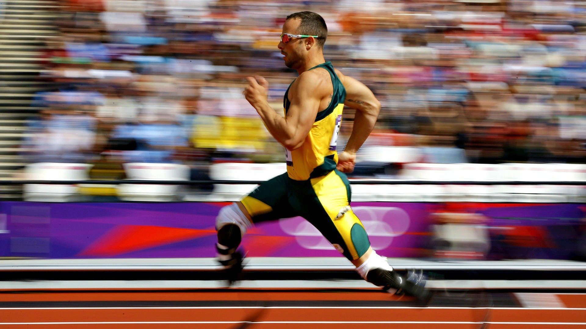 跨界主宰,当哈登的关键球基因注入F1赛道,凯尔特人式悬念终结已成新常态