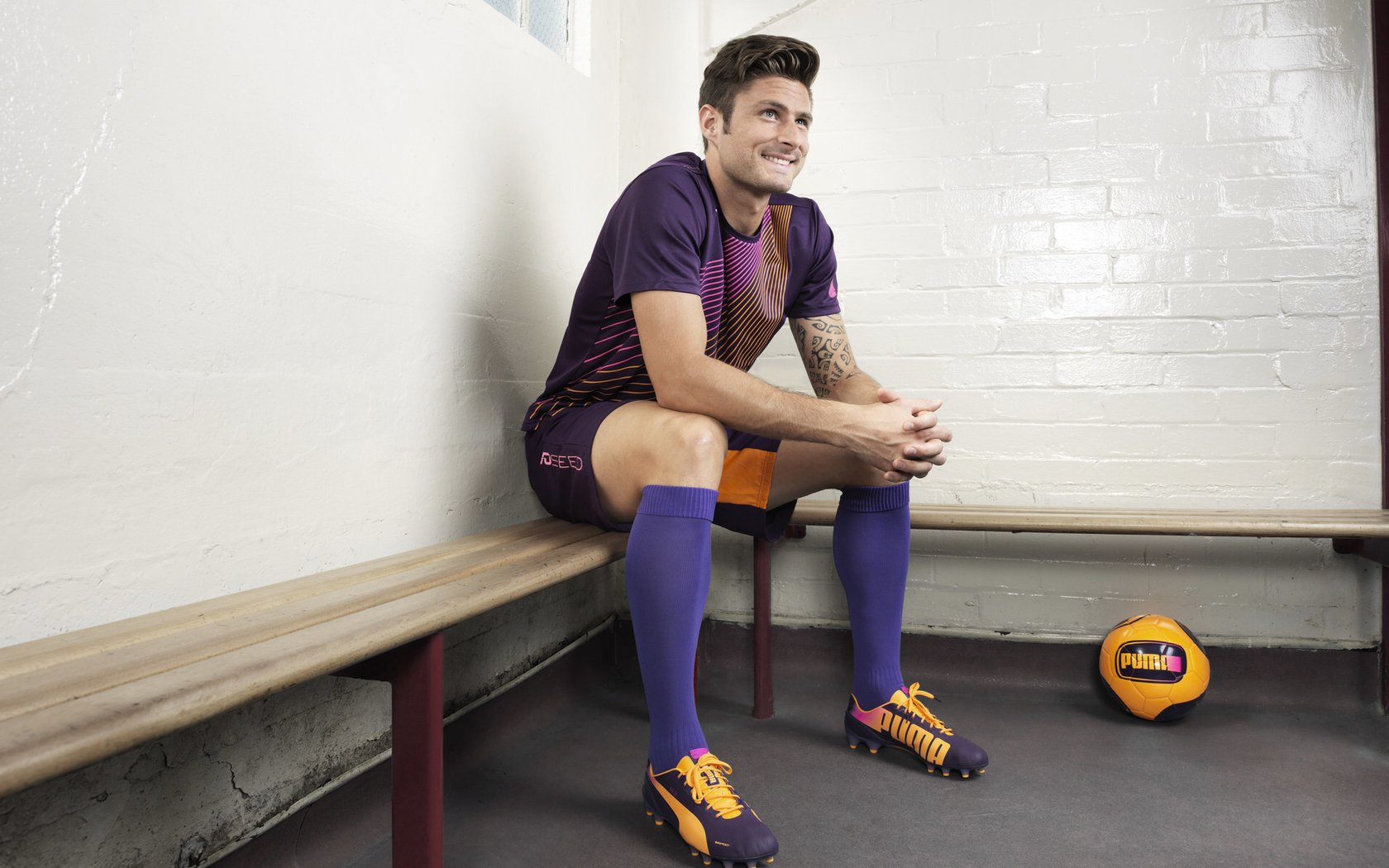 绿茵场上的闪电战,羽球场上的静默杀机—论德国足球与桃田贤斗的唯一性制胜哲学