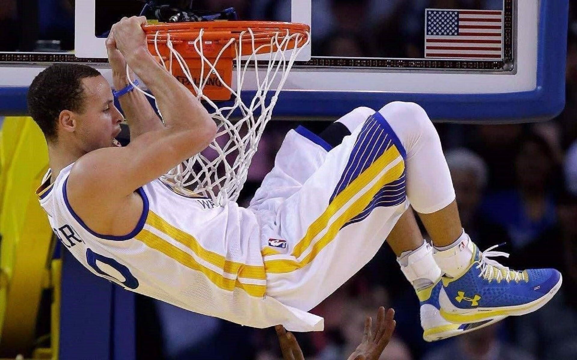 英超与NBA异度交响，当争冠之夜遇见德罗赞之王，谁在定义唯一性？